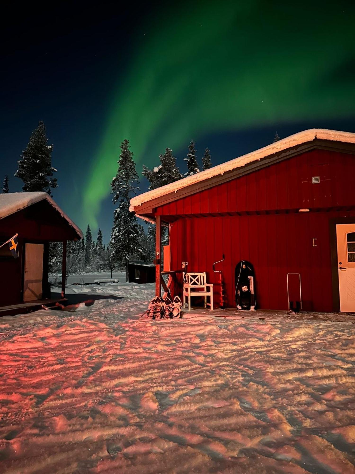 Villa Camp Caroli Family House Jukkasjärvi Esterno foto