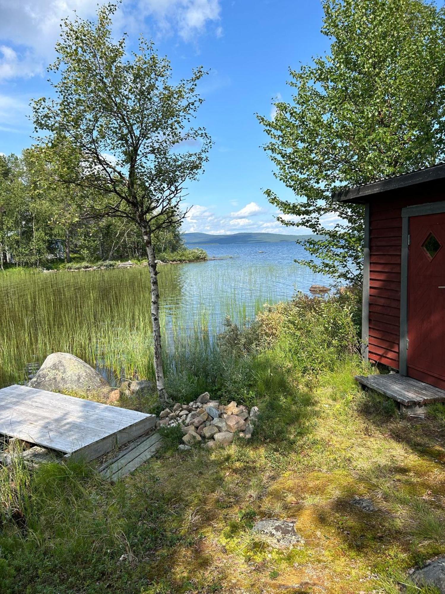 Villa Camp Caroli Family House Jukkasjärvi Esterno foto
